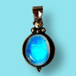 Moonstone & 925 Sterling Silver Pendant, Necklace 925 Chain also Available
